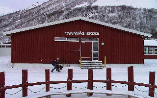 Vannvåg skole